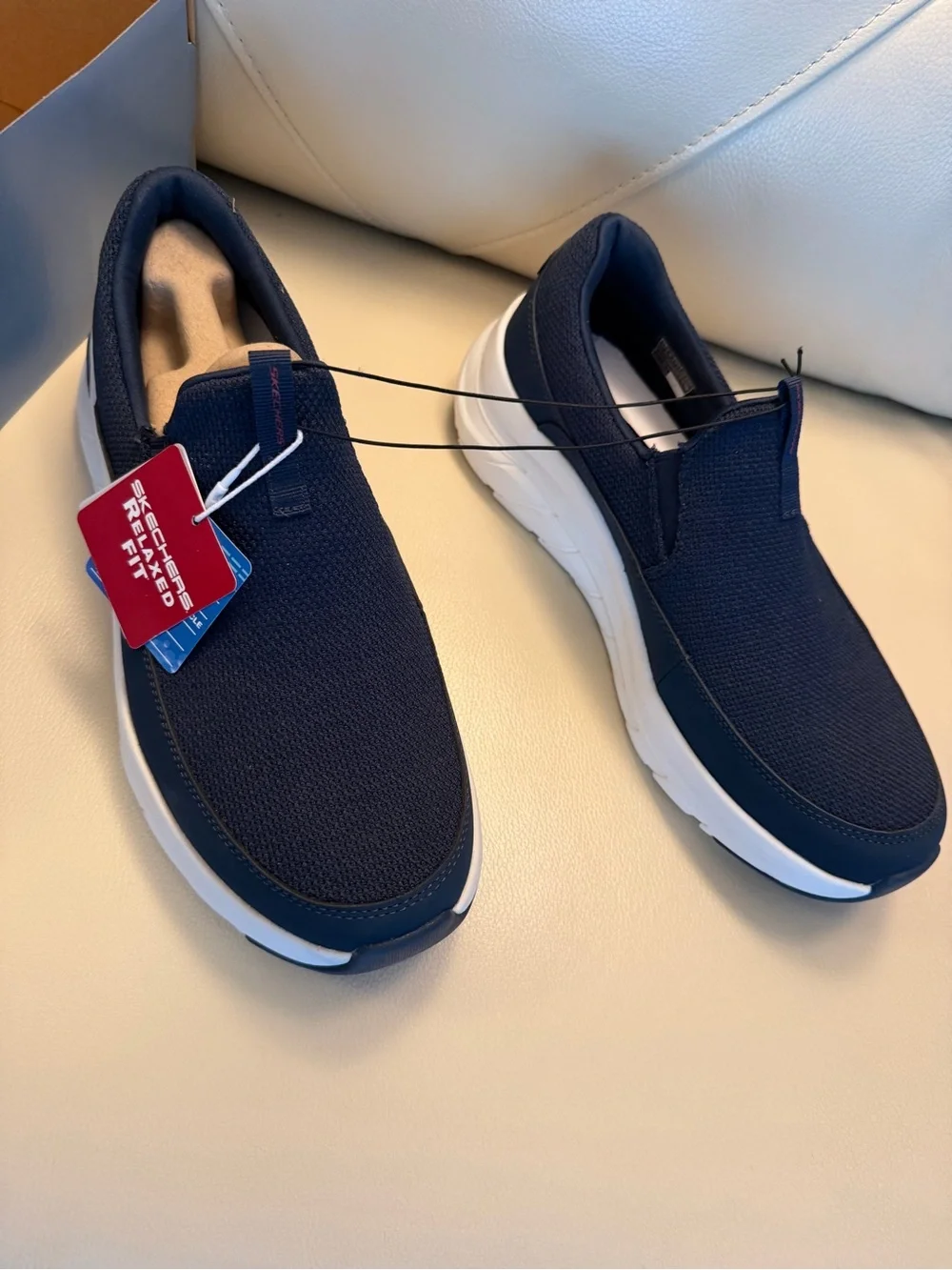 Skechers slip men